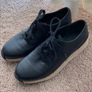 Vince Black Leather Tie shoes